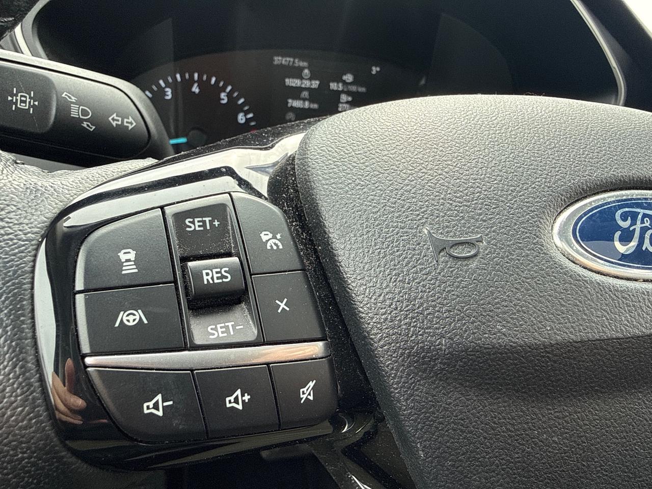 2021 Ford Escape SEL 4dr All-Wheel Drive Photo