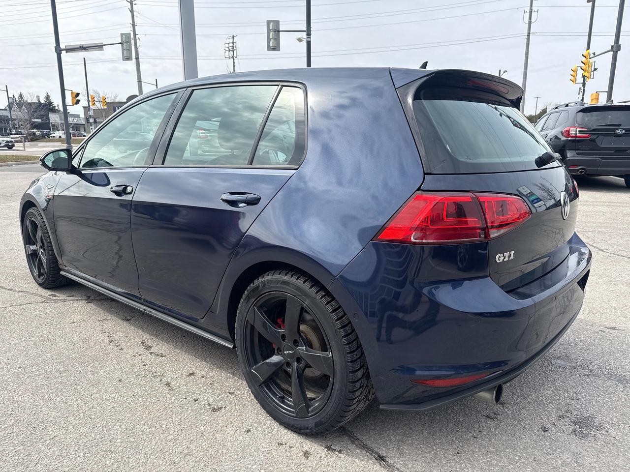 2016 Volkswagen Golf GTI 5-Door Autobahn (DSG) 4dr Hatchback Photo