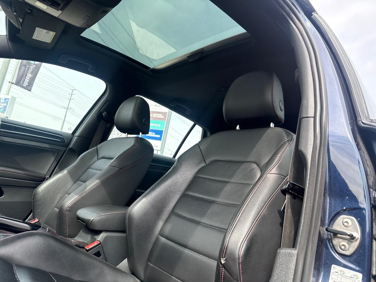 2016 Volkswagen Golf GTI 5-Door Autobahn (DSG) 4dr Hatchback Photo