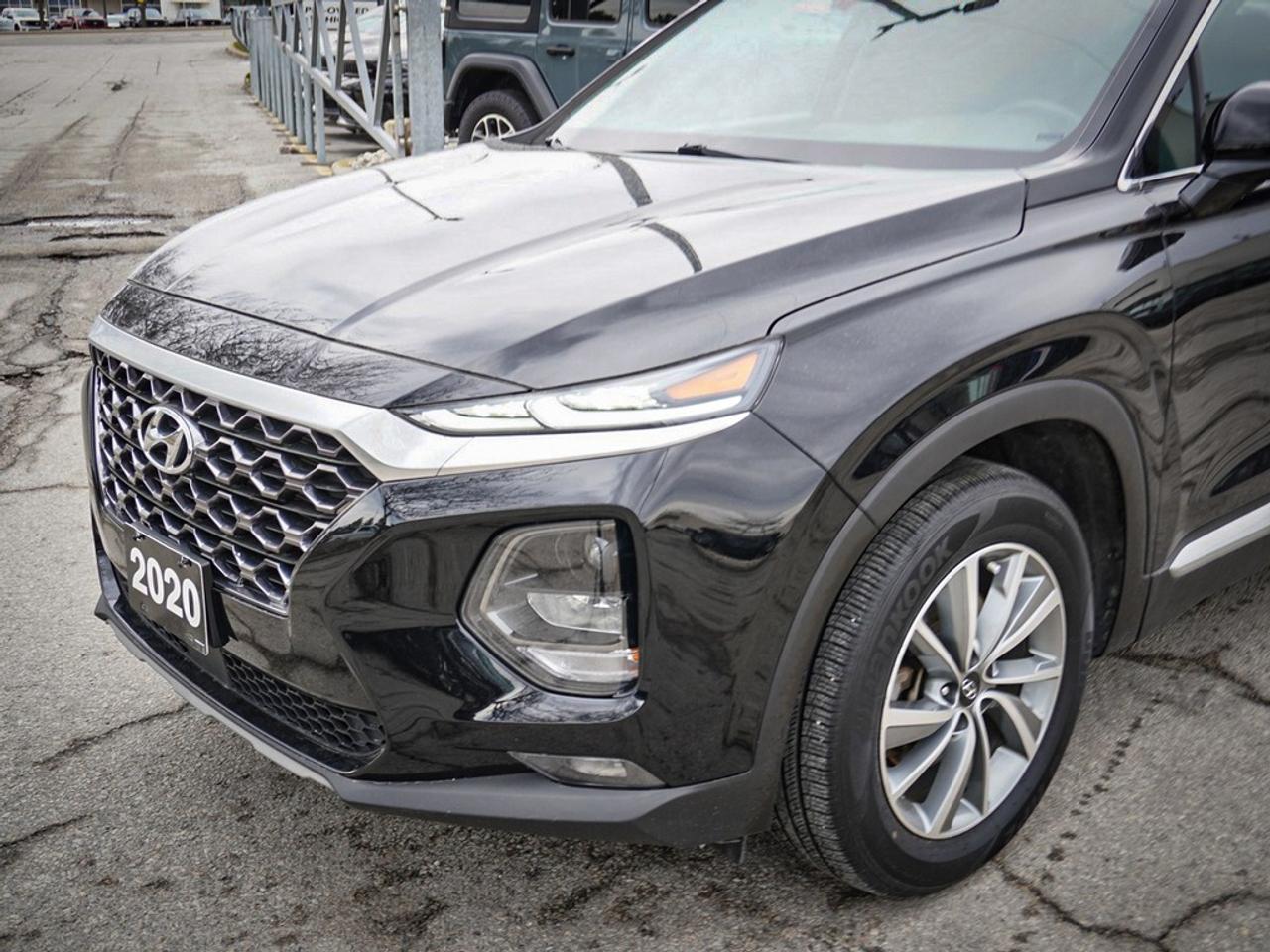 2020 Hyundai Santa Fe  Photo3