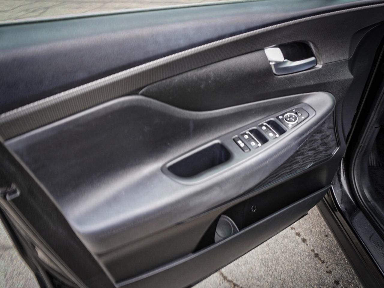 2020 Hyundai Santa Fe  Photo