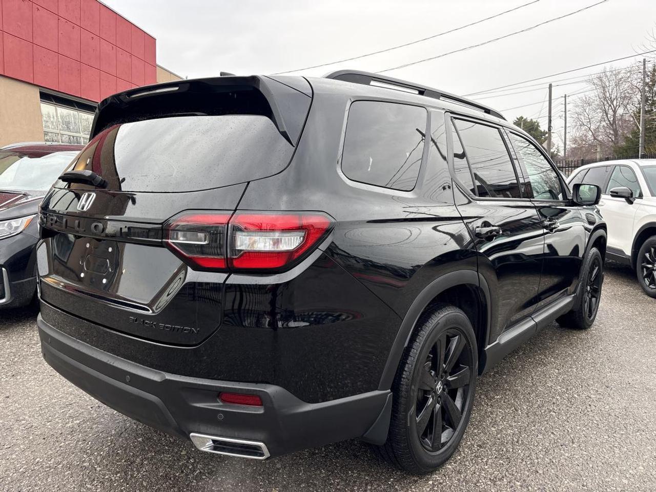 2025 Honda Pilot Black Edition Honda Certified 7YR/160K Warranty Photo