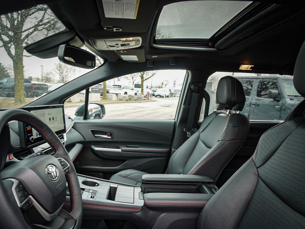 2025 Toyota Sienna  Photo