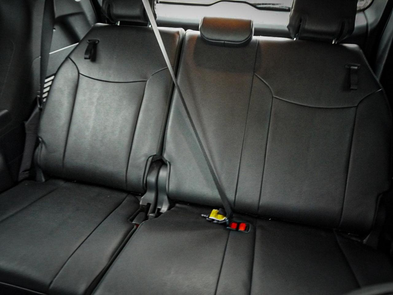 2025 Toyota Sienna  Photo