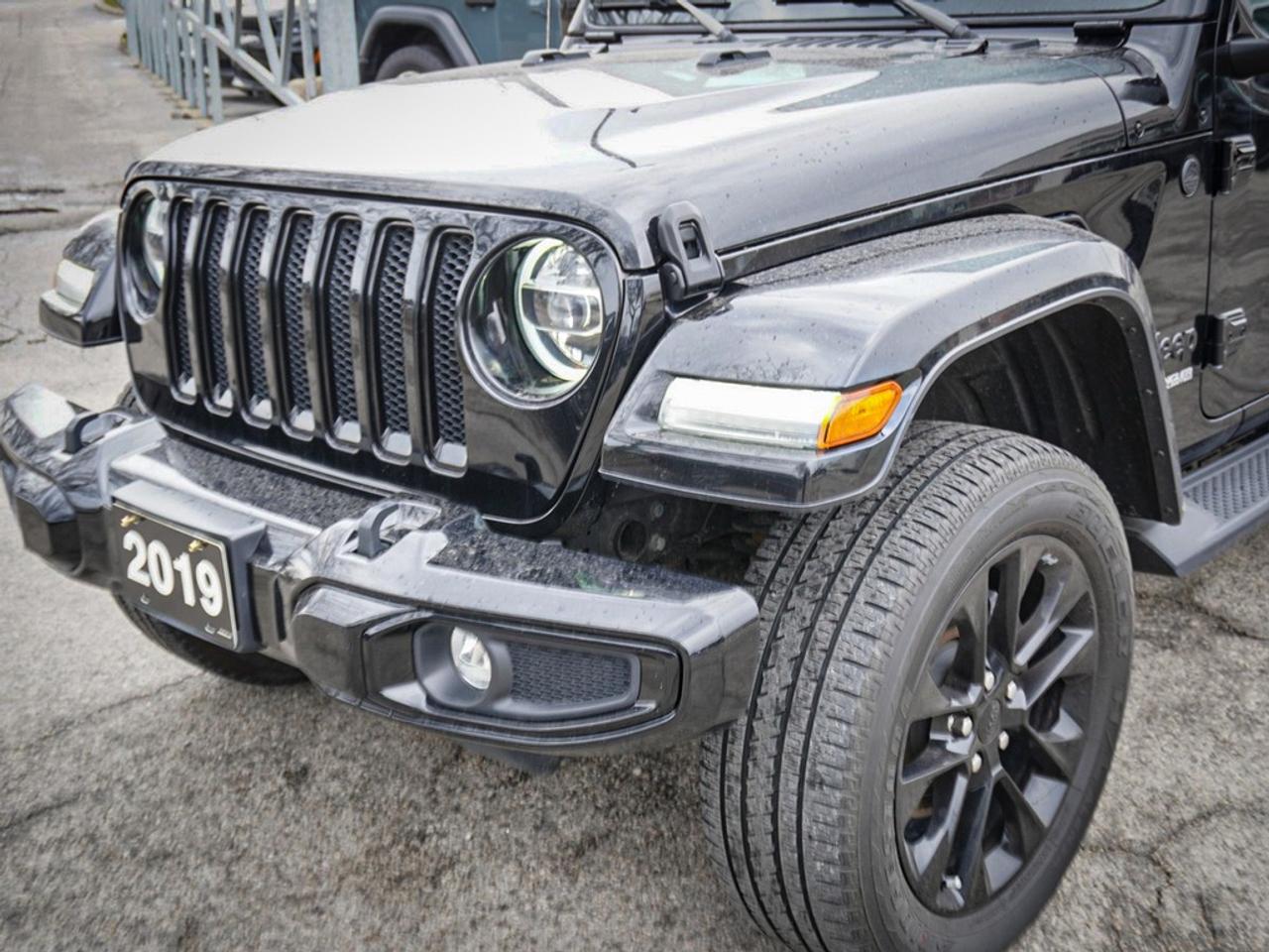2021 Jeep Wrangler  Photo3