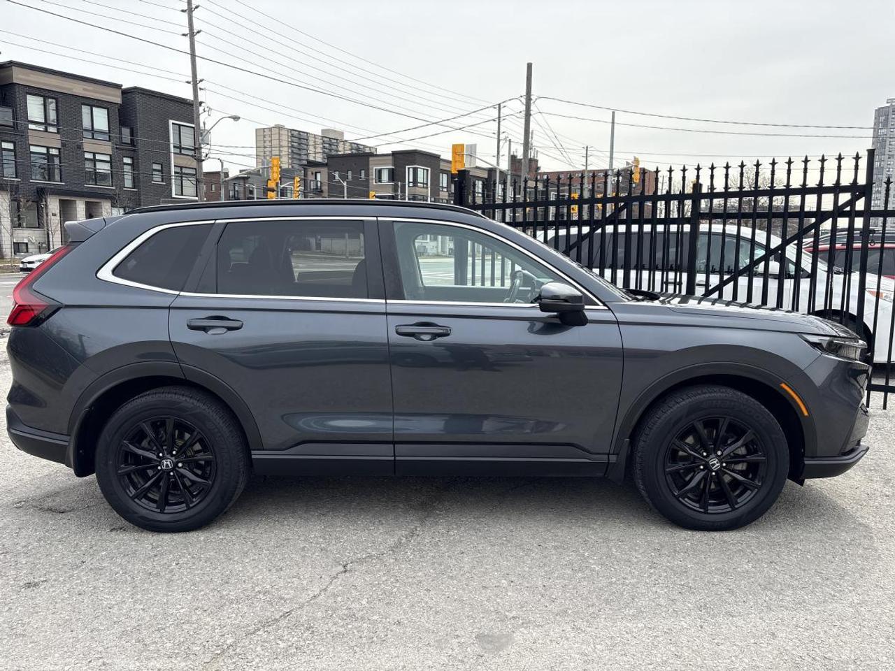 2023 Honda CR-V Sport AWD/Sunroof/Heated Seats/Carplay Photo