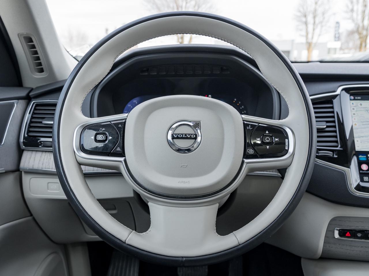 2024 Volvo XC90 B6 AWD PLUS 7-Seater  OFF LEASE  ONE OWNER  CPO Photo