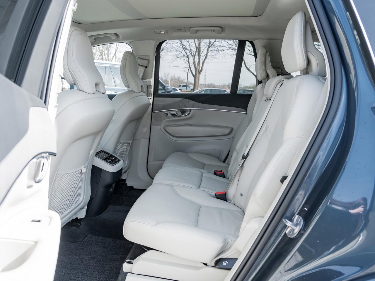 2024 Volvo XC90 B6 AWD PLUS 7-Seater  OFF LEASE  ONE OWNER  CPO Photo