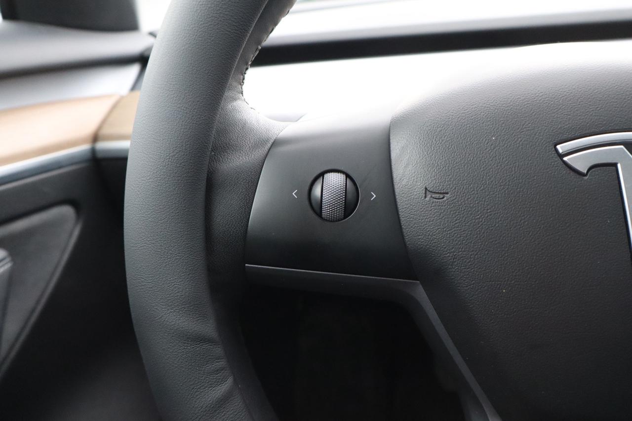 2021 Tesla Model 3 Standard Range Plus   No Accident   Clean Carfax Photo