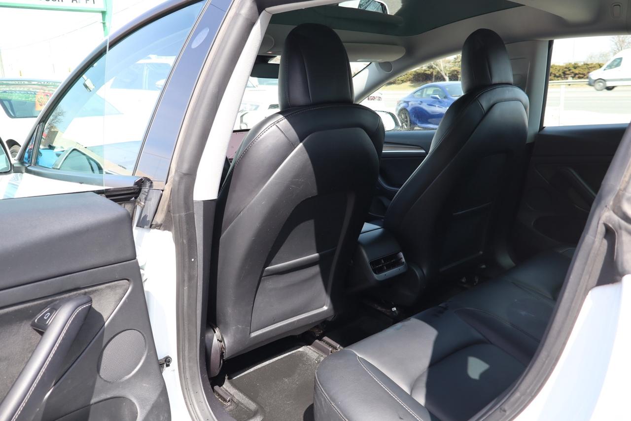 2022 Tesla Model 3 STANDARD RANGE PLUS Photo