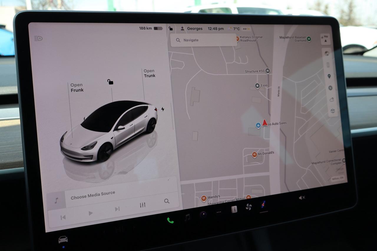 2022 Tesla Model 3 STANDARD RANGE PLUS Photo