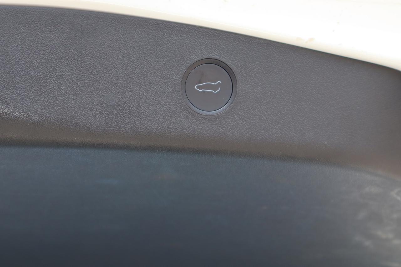 2022 Tesla Model 3 STANDARD RANGE PLUS Photo