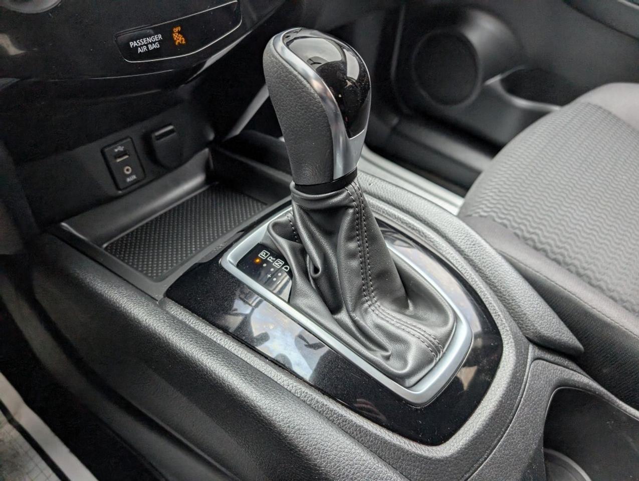 2018 Nissan Qashqai AWD   CAMERA   HTD SEATS Photo