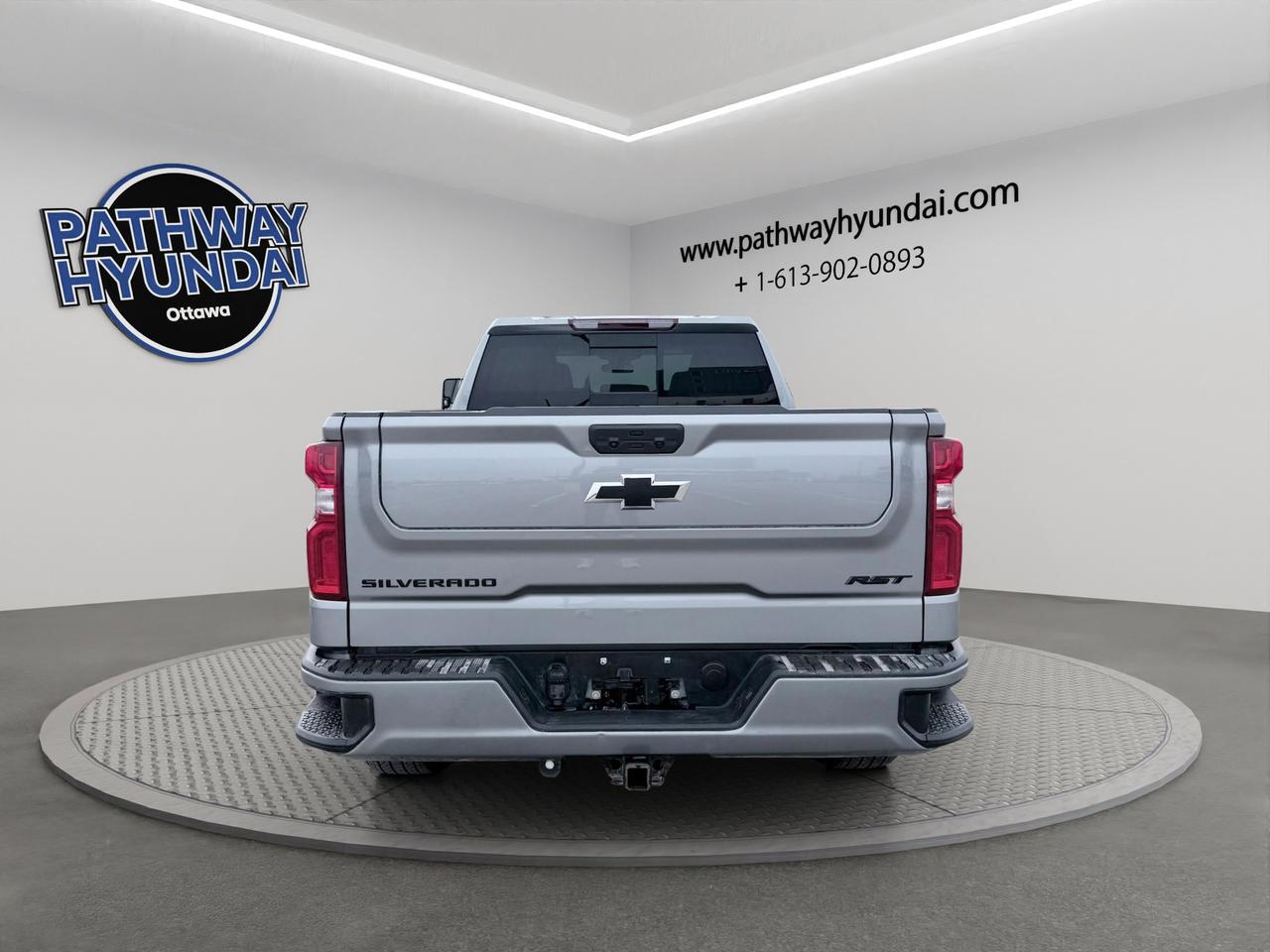 2024 Chevrolet Silverado 1500 RST Photo