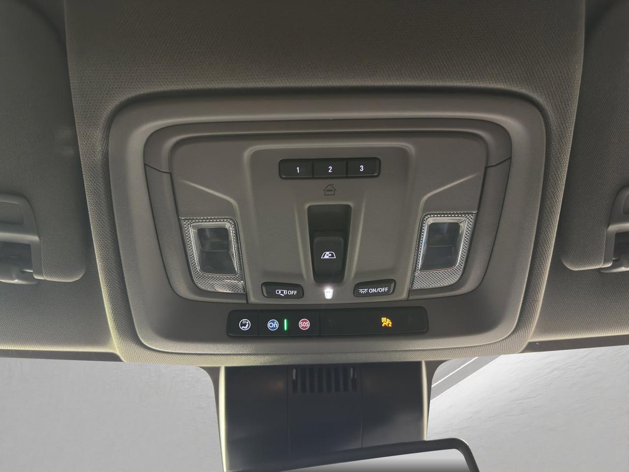 2024 Chevrolet Silverado 1500 RST | Reverse Cam | Heated Seats Photo
