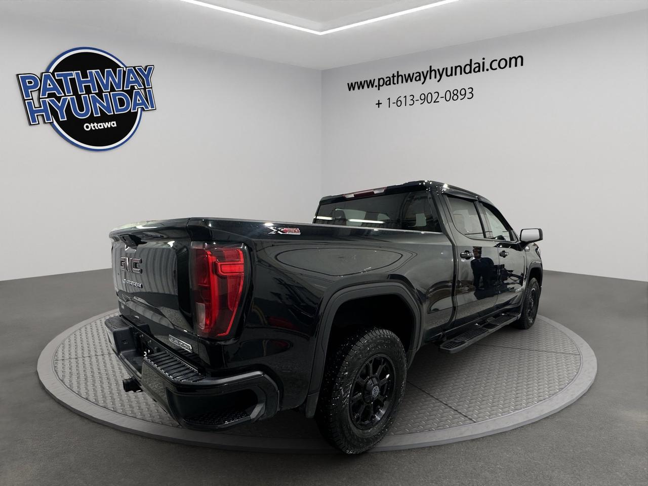 2020 GMC Sierra 1500 Elevation | Reverse Cam | Heated Seats Photo3