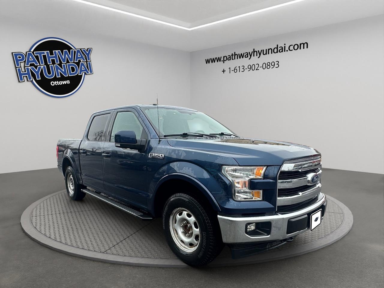 2017 Ford F-150 Lariat | Reverse Cam Photo