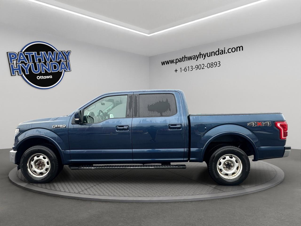 2017 Ford F-150 Lariat | Reverse Cam Photo