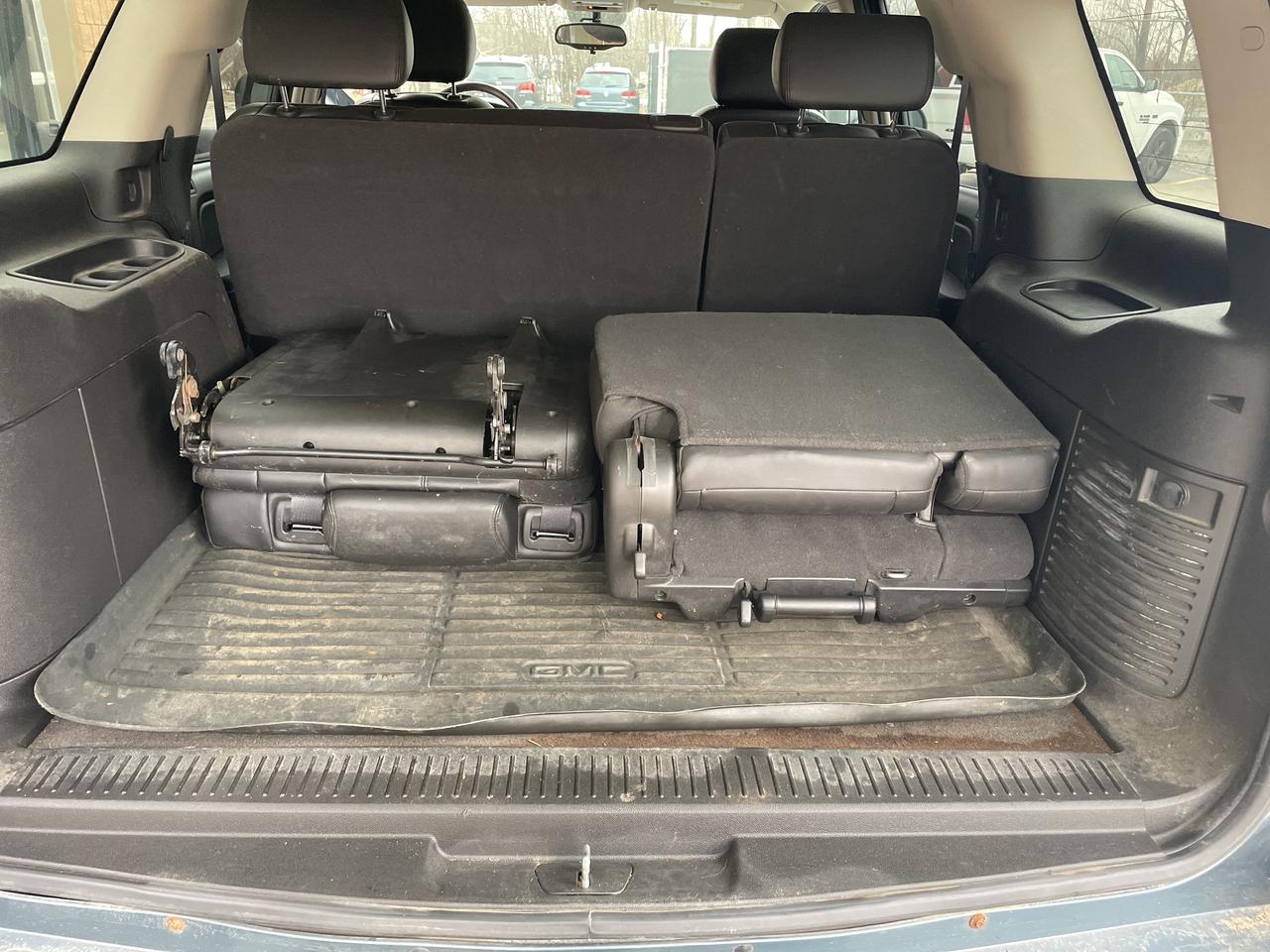 2010 GMC Yukon SLT Photo