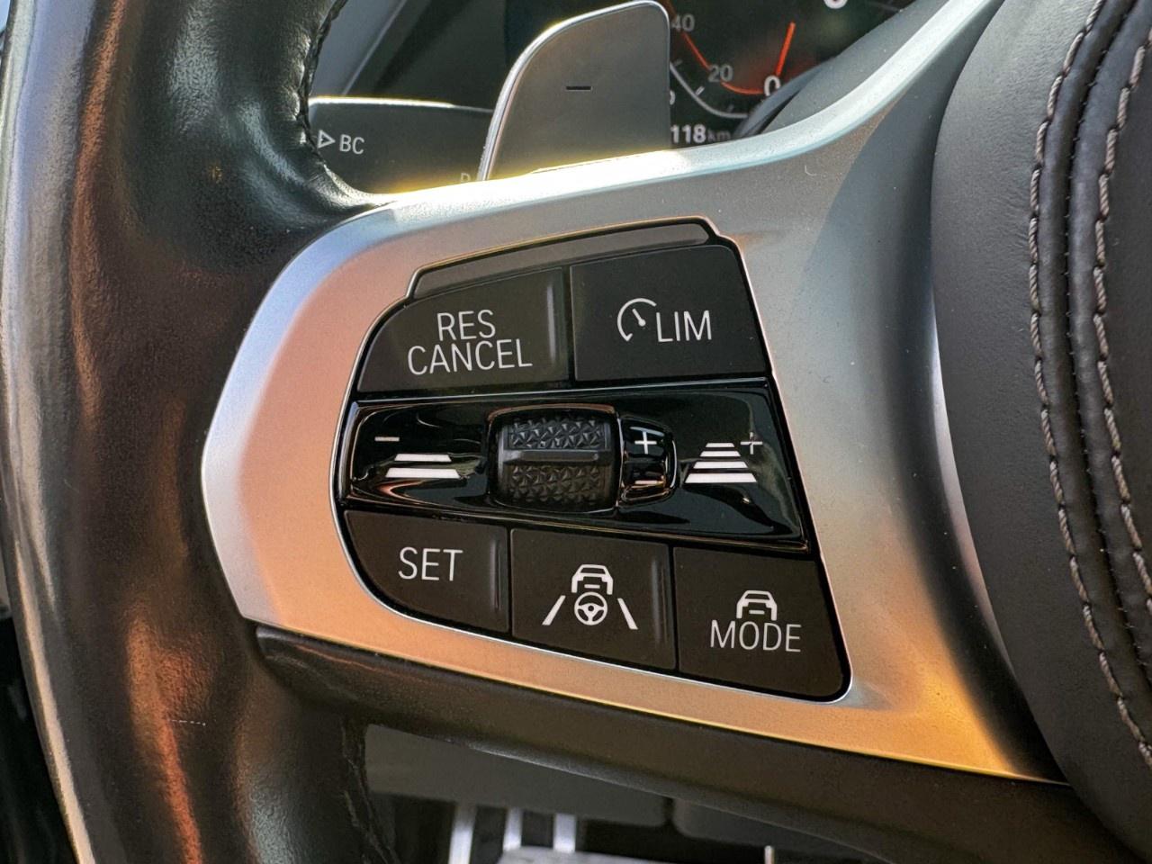 2021 BMW X7 Individual/M package/Self driving/Massage/Aero kit Photo