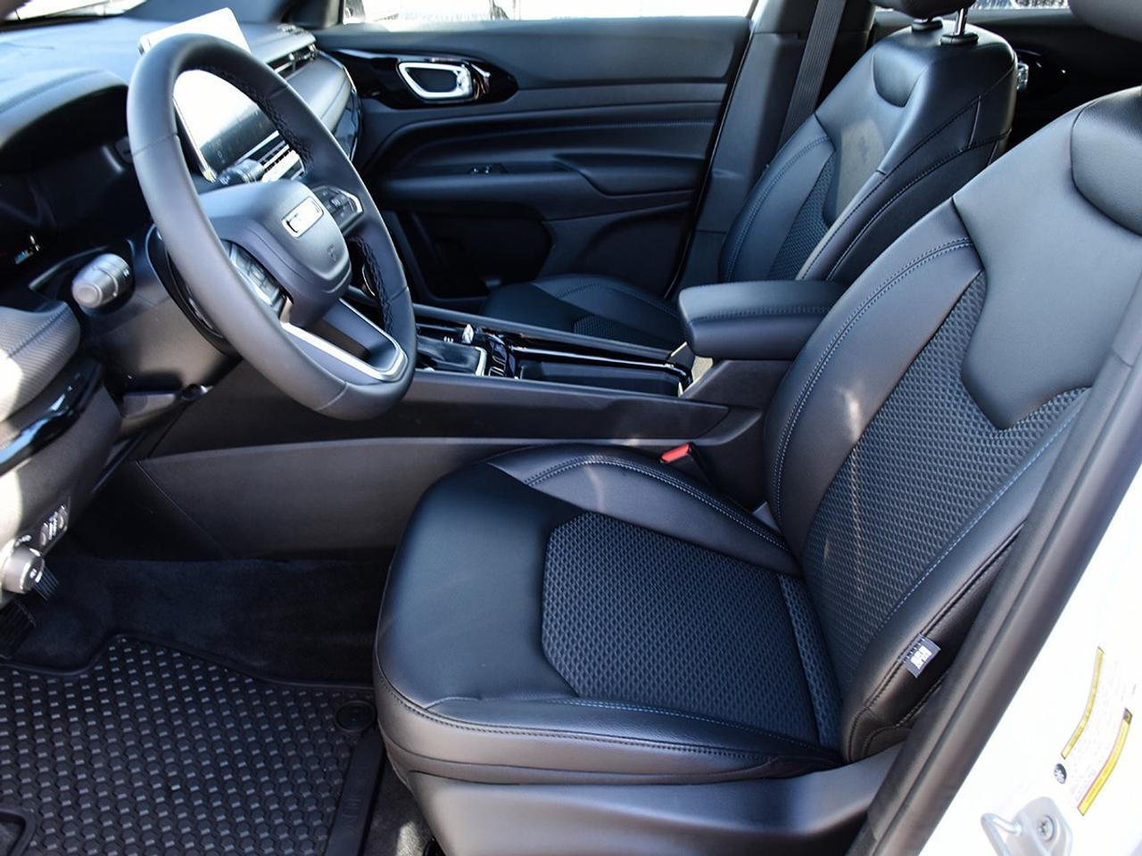 2026 Jeep Compass NORTH   ALTITUDE   SUN & SOUND   CONVENIENCE GROUP Photo