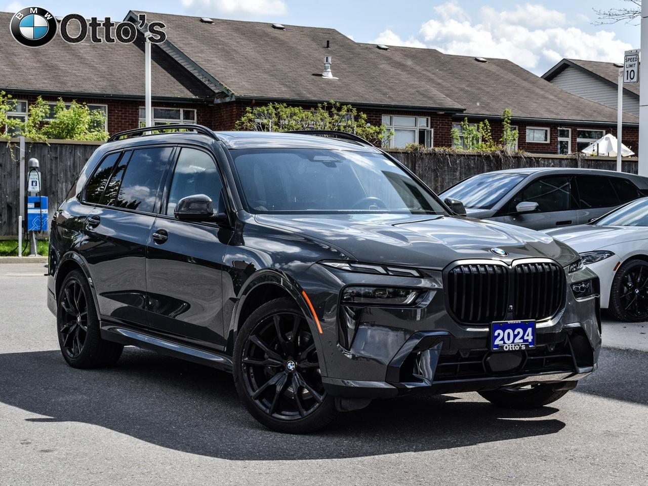 2024 BMW X7 xDrive40i Premium Enhanced Package M Sport Pro Pac Photo
