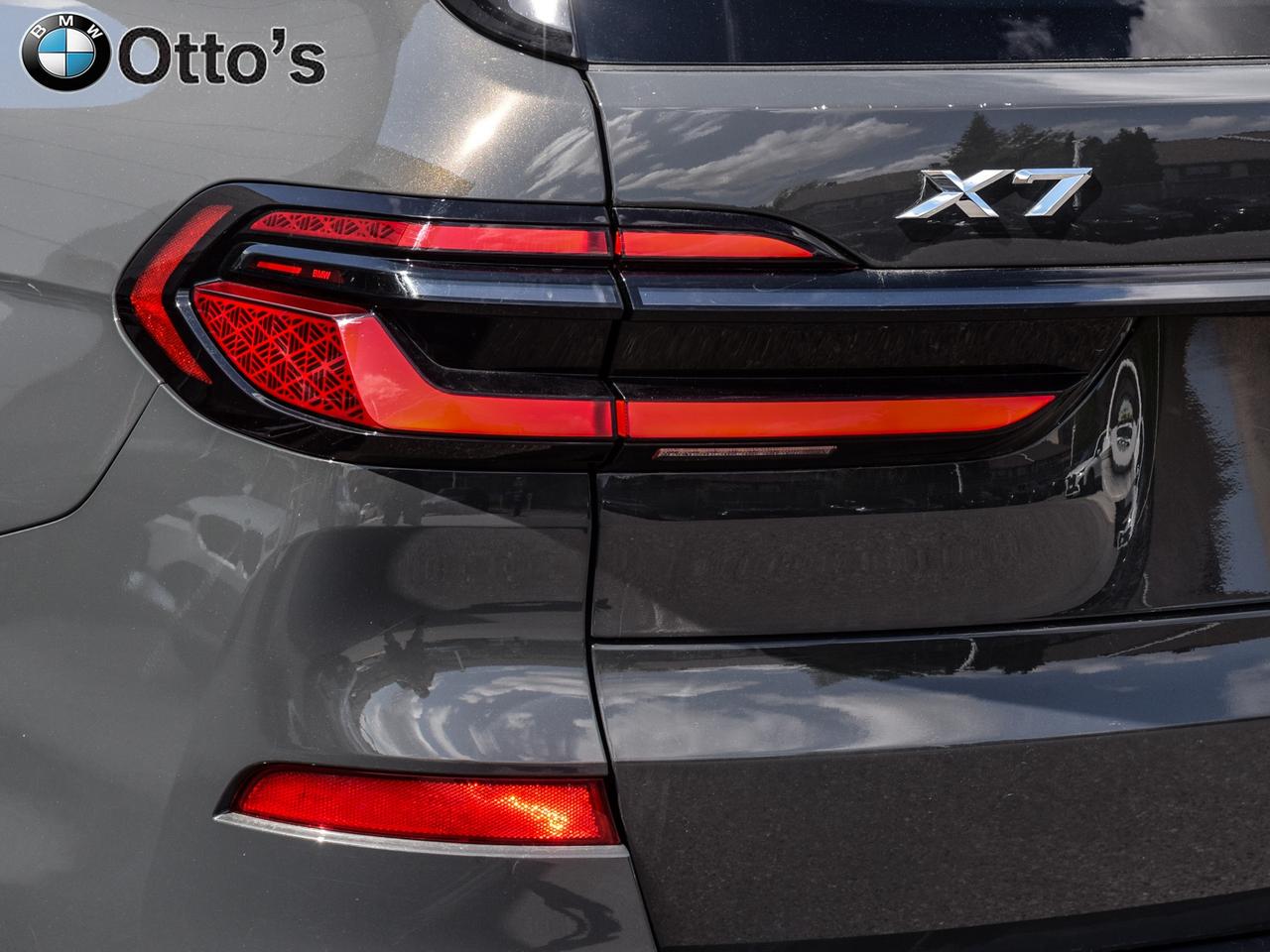 2024 BMW X7 xDrive40i Premium Enhanced Package M Sport Pro Pac Photo