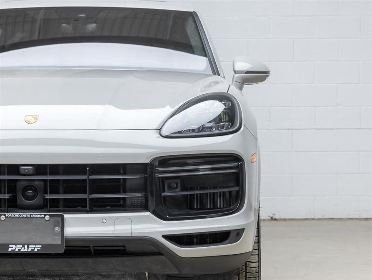 2023 Porsche Cayenne  Photo