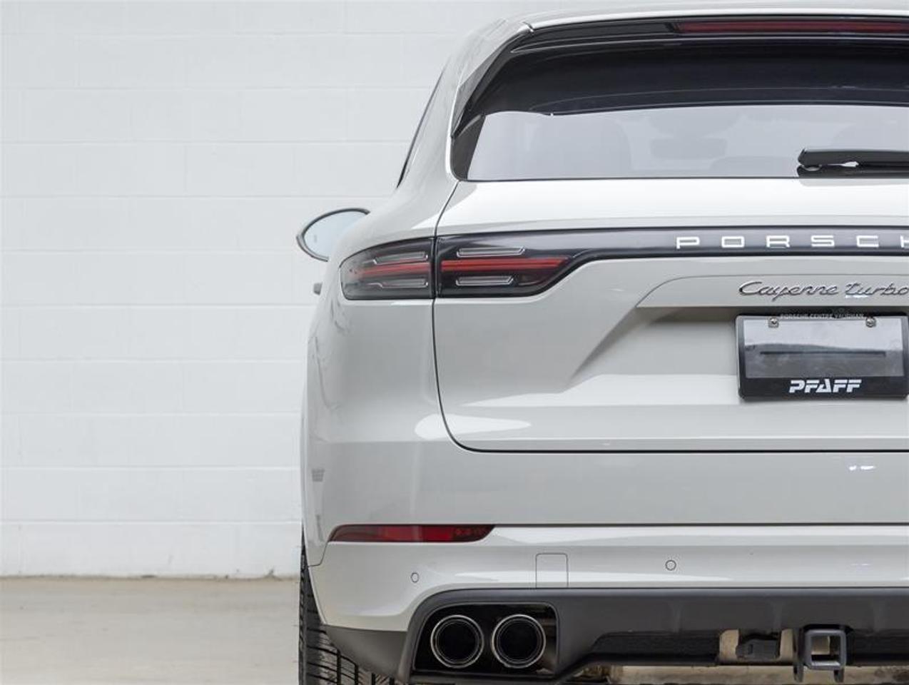 2023 Porsche Cayenne  Photo