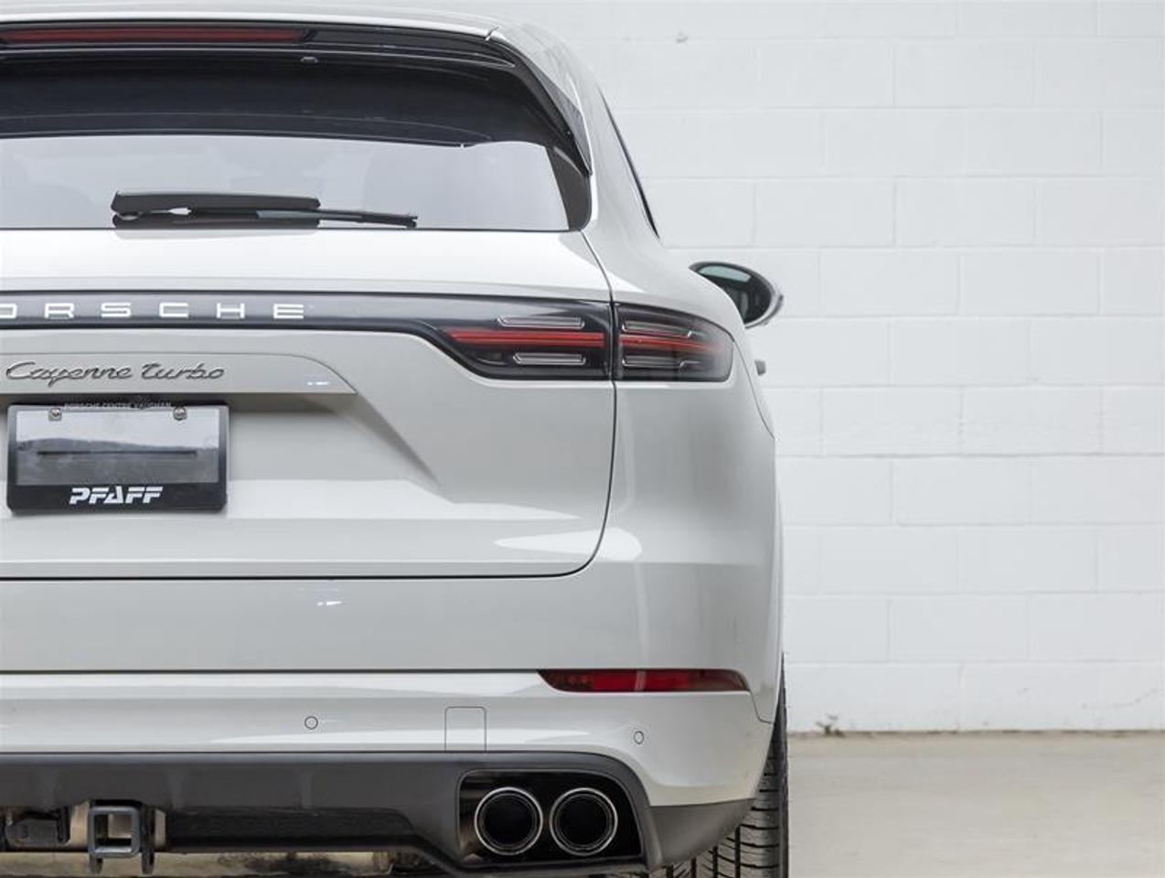 2023 Porsche Cayenne  Photo