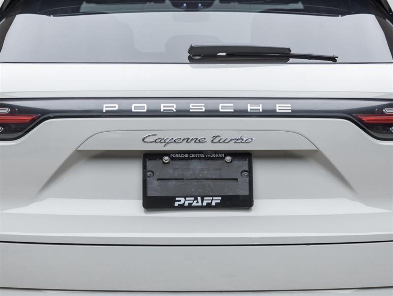 2023 Porsche Cayenne  Photo