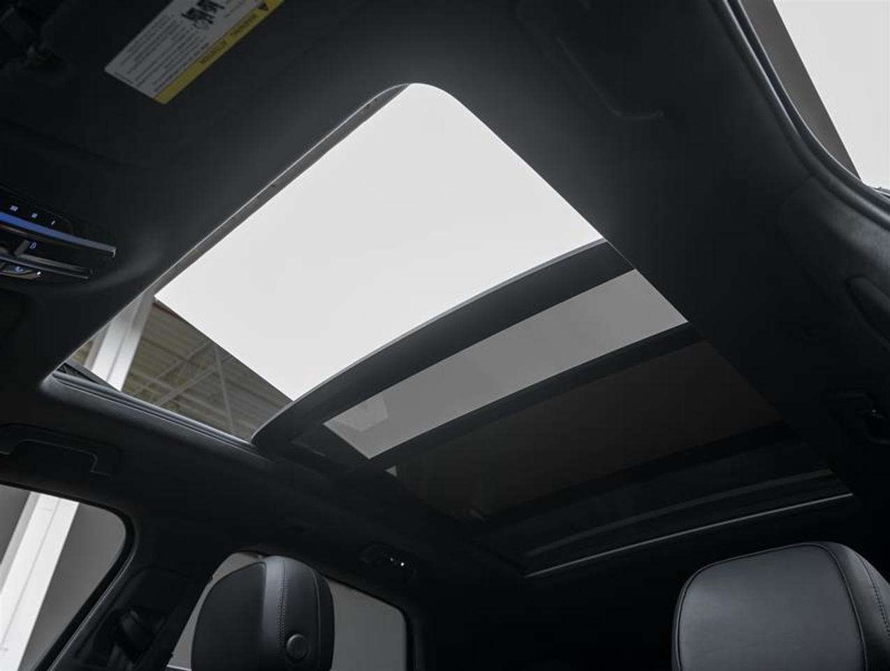 2023 Porsche Cayenne  Photo
