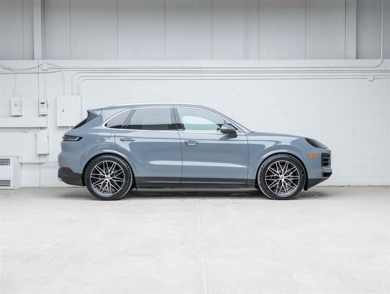 2026 Porsche Cayenne  Photo