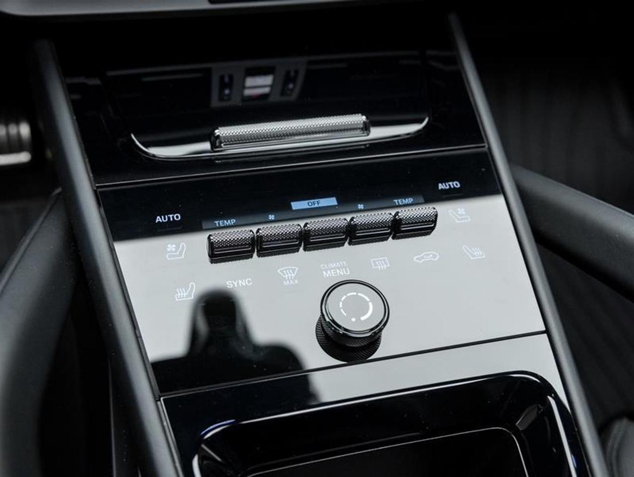 2026 Porsche Cayenne  Photo