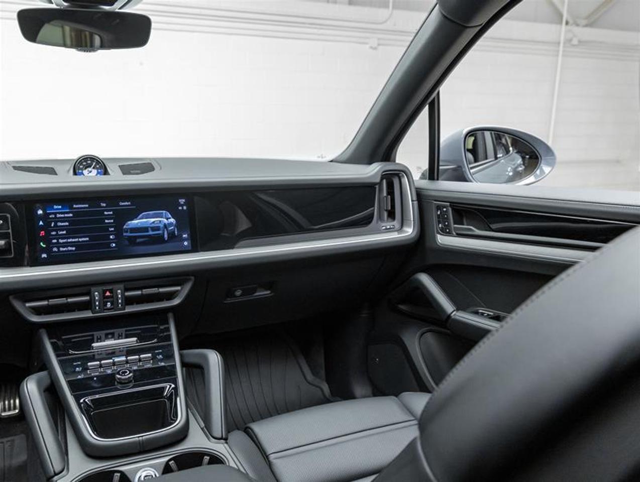 2026 Porsche Cayenne  Photo