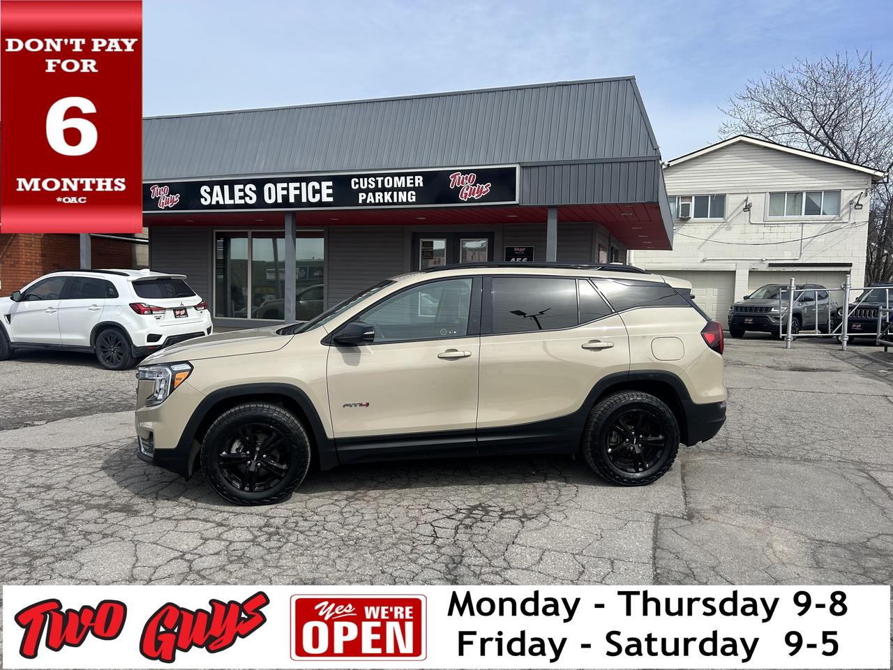 2022 GMC Terrain AWD 4dr AT4 Panoroof Leather Nav Heads Up Display Photo