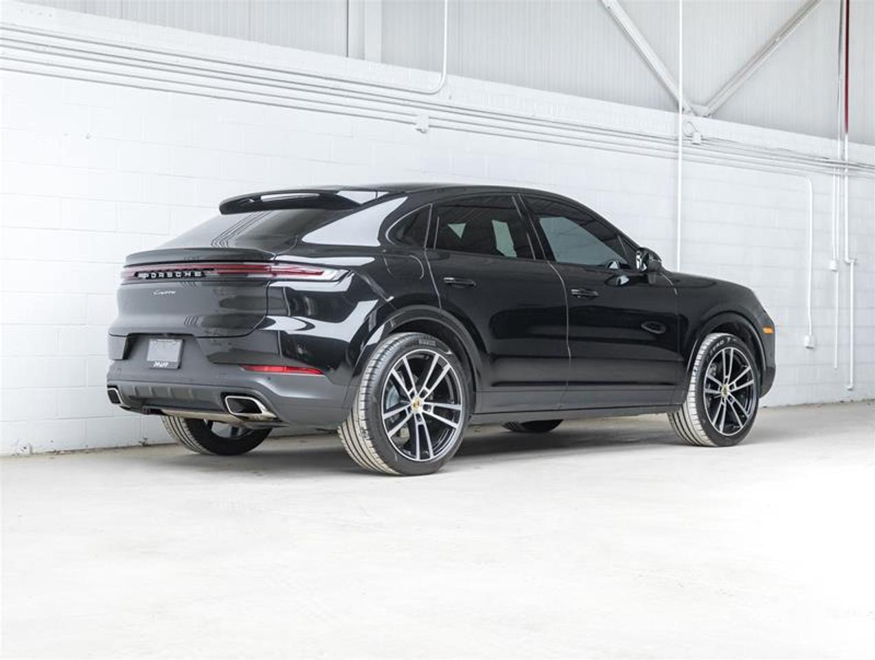 2024 Porsche Cayenne  Photo