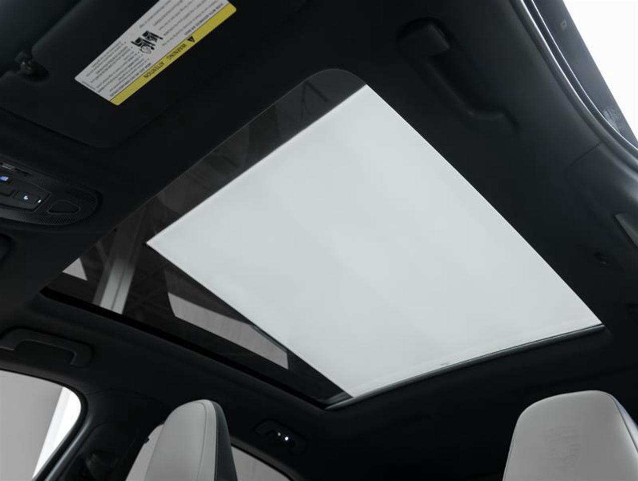 2024 Porsche Cayenne  Photo