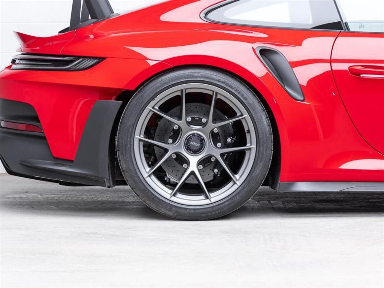 2025 Porsche 911  Photo