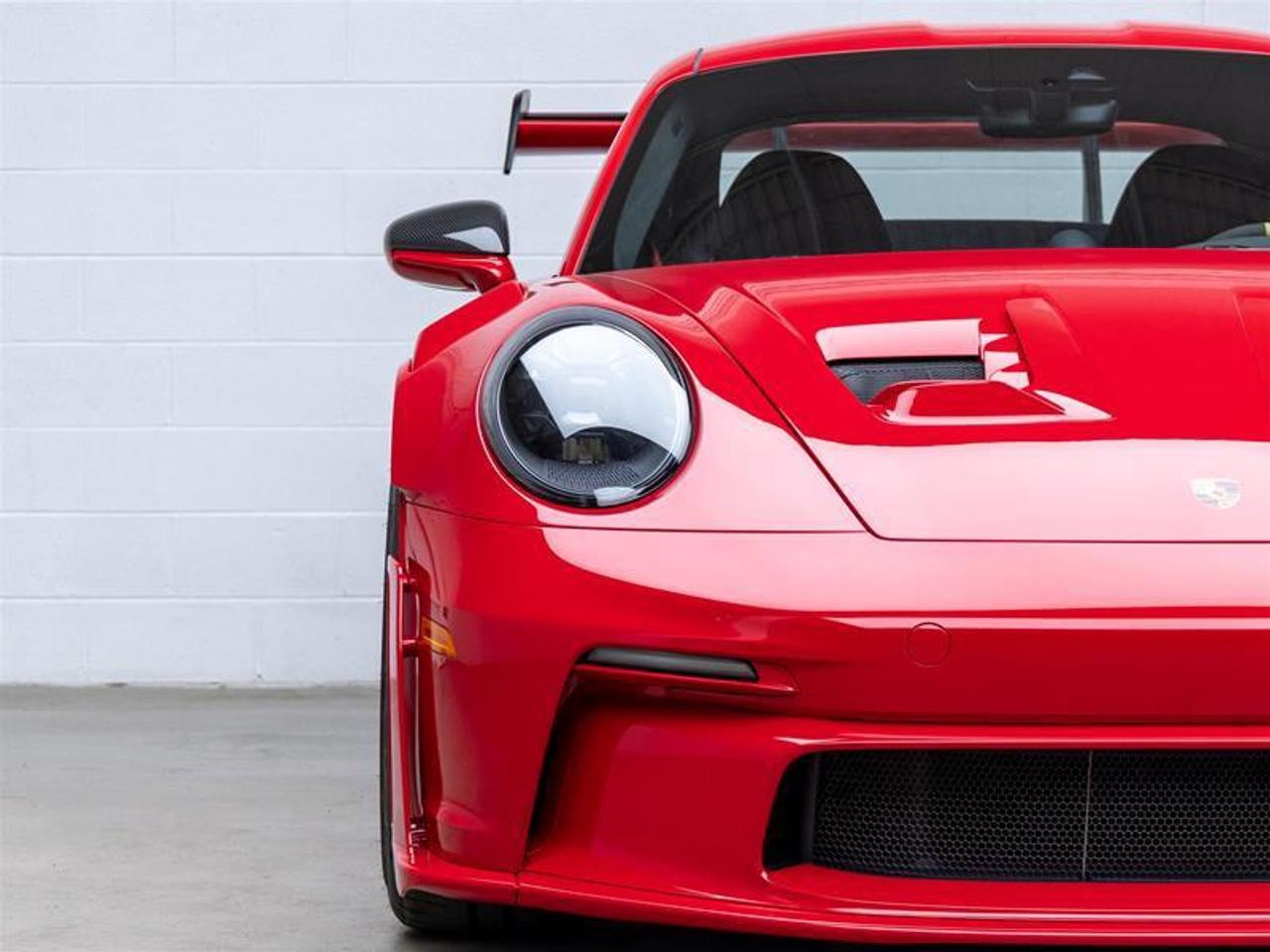 2025 Porsche 911  Photo2