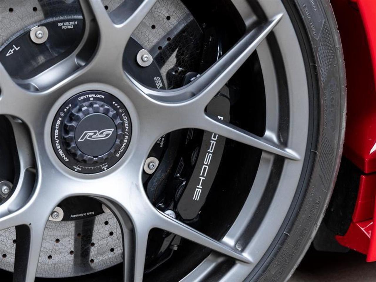 2025 Porsche 911  Photo