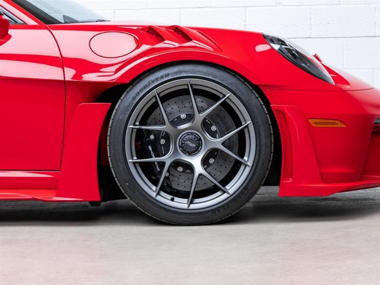 2025 Porsche 911  Photo