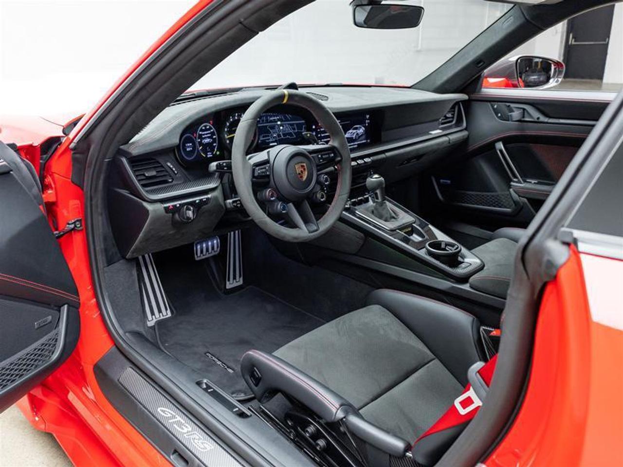 2025 Porsche 911  Photo