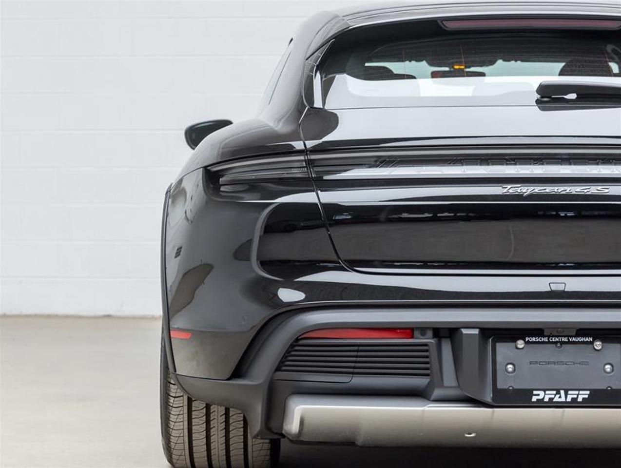2025 Porsche Taycan  Photo