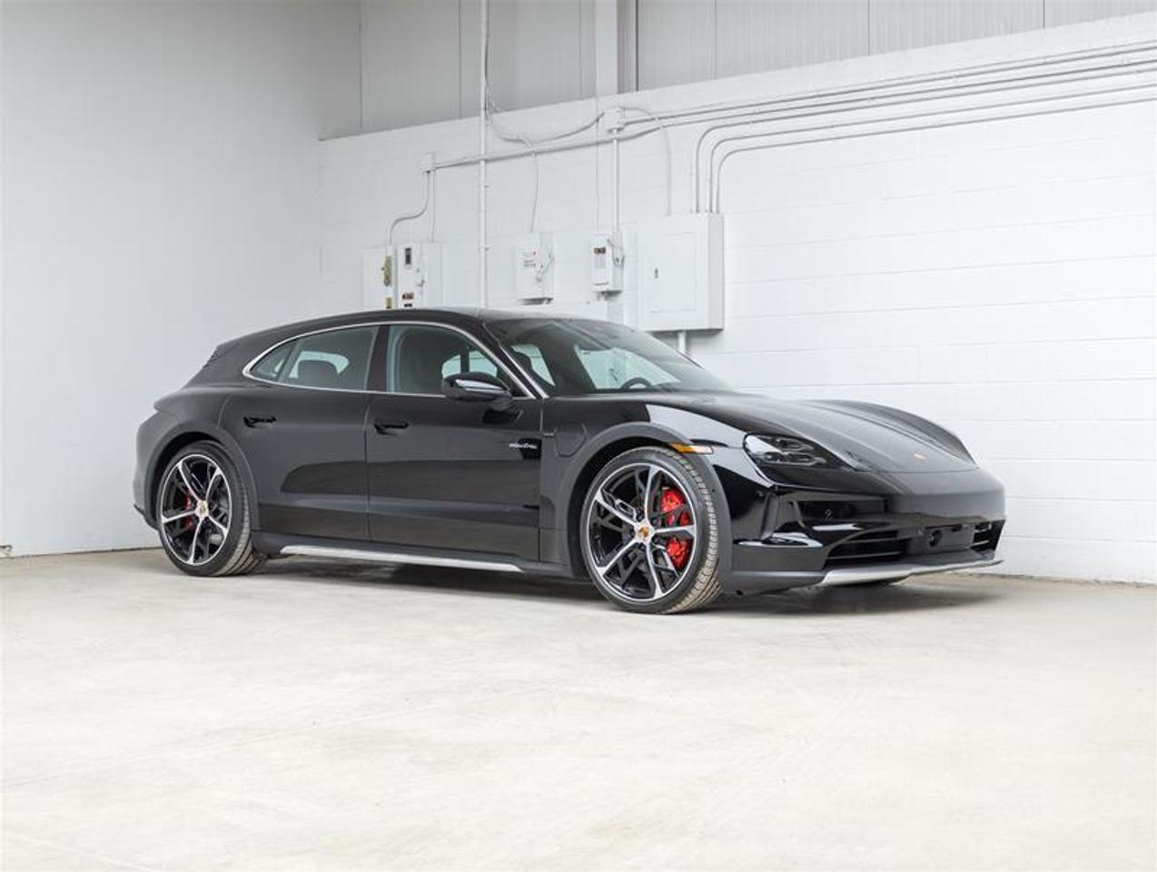 2025 Porsche Taycan  Photo