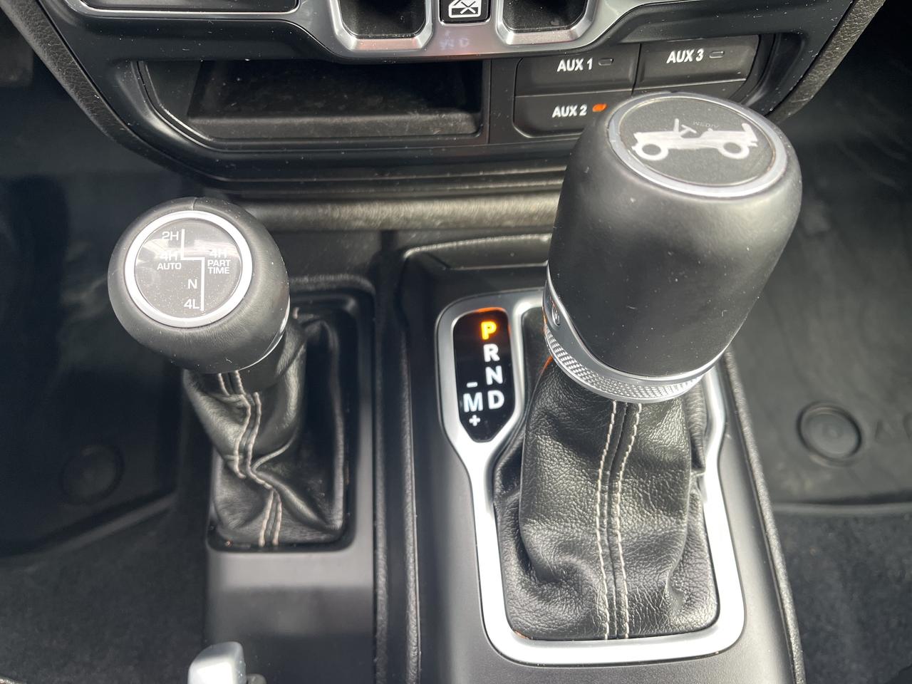 2019 Jeep WRANGLER UNLIMITED Sahara - Htd Leather - Remote Start Photo