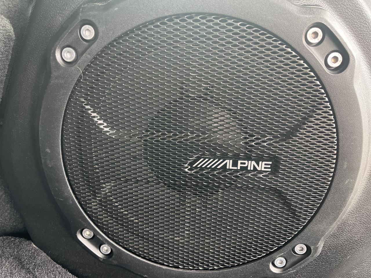 2019 Jeep WRANGLER UNLIMITED Sahara - Htd Leather - Remote Start Photo