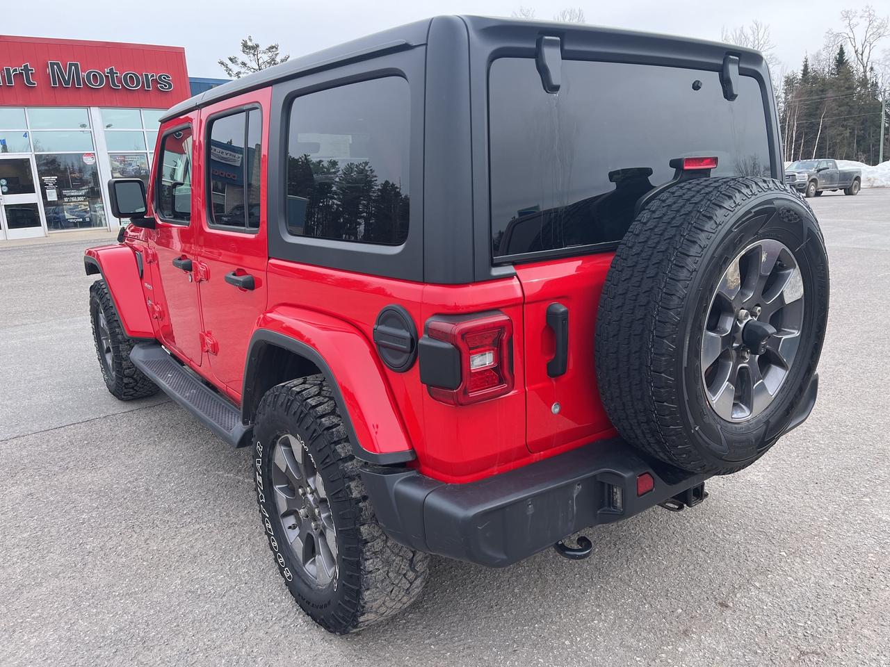 2019 Jeep WRANGLER UNLIMITED Sahara - Htd Leather - Remote Start Photo