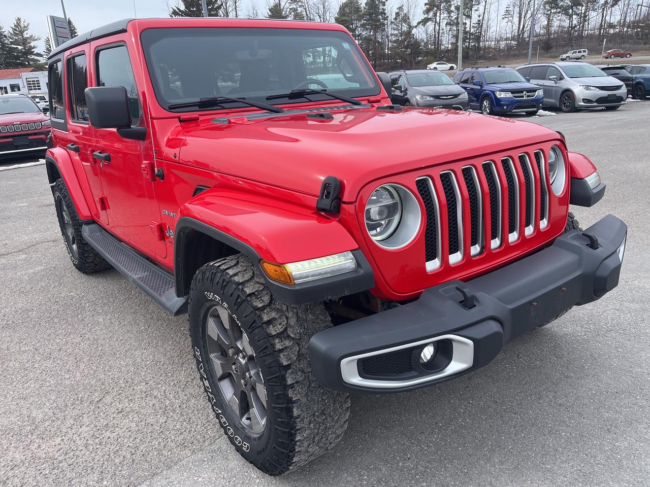 2019 Jeep WRANGLER UNLIMITED Sahara - Htd Leather - Remote Start Photo
