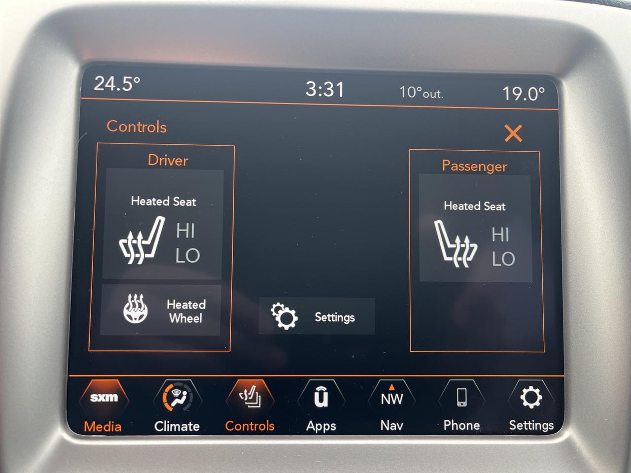 2018 Jeep Compass North - Htd Seats/Wheel - Nav Photo4